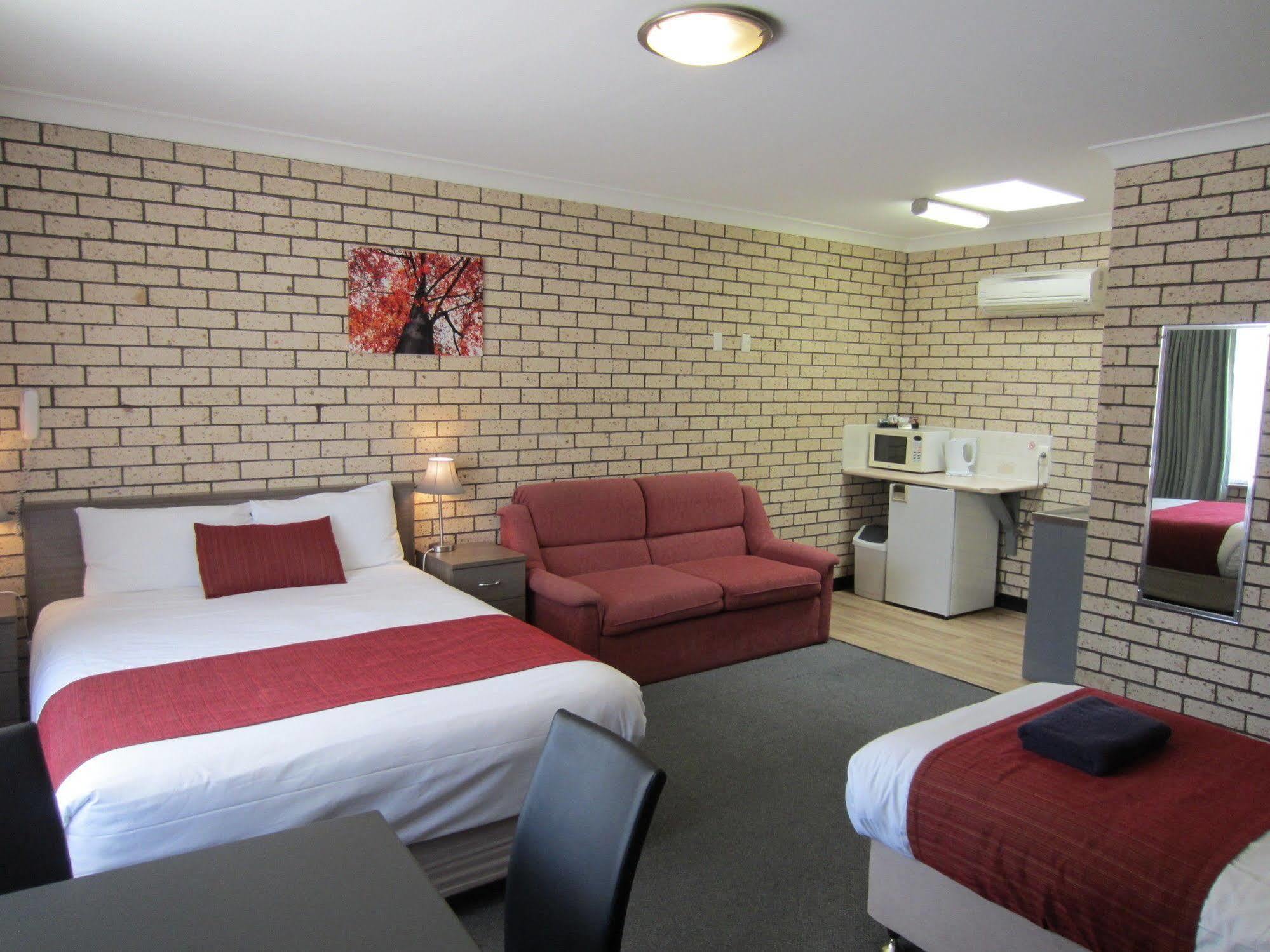 Cowra Crest Motel Exterior foto