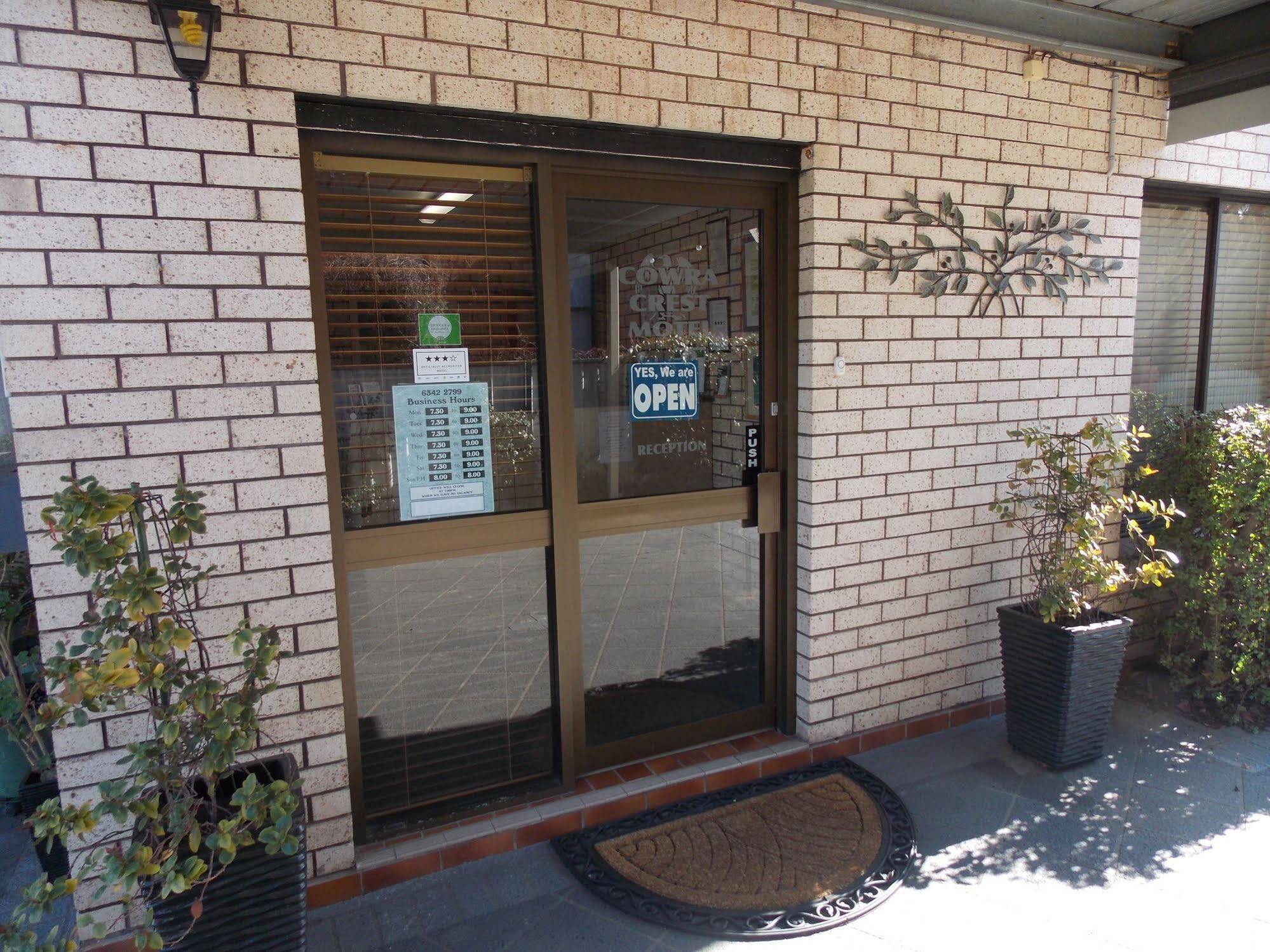 Cowra Crest Motel Exterior foto